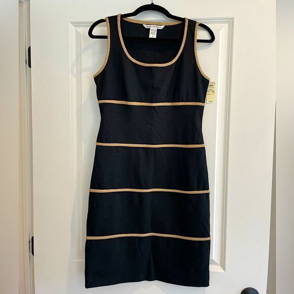 NWT Diane von Furstenberg Heather Scoop Neck Dress Black Gold Sz. 8 Wool Blend - Picture 1 of 6